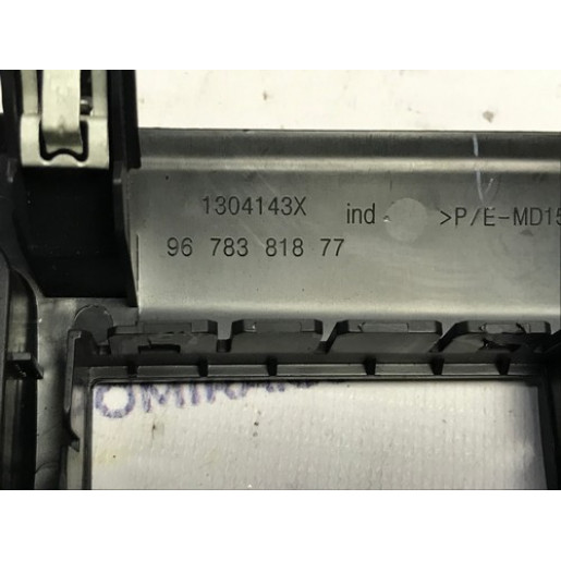 Накладка торпедо Peugeot 308 2013-2021 9678381877